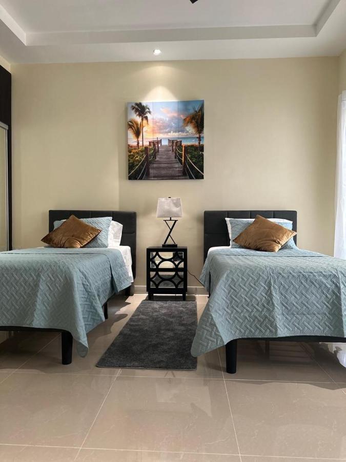 הוילה אוצ'ו ריוס Casa Bella Vista @ Pyramid Point מראה חיצוני תמונה